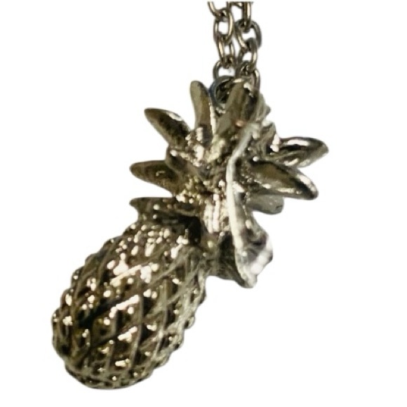 jieyue jewelry Jewelry - PINEAPPLE HAWAII 3D PINEAPPLE PENDANT CHAIN NECKLACE SILVERTONE NIB